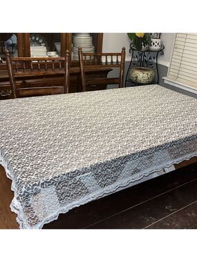 Vintage Elegant Creamy off White Lace Fabric Tablecloth grandma, cottagecore,